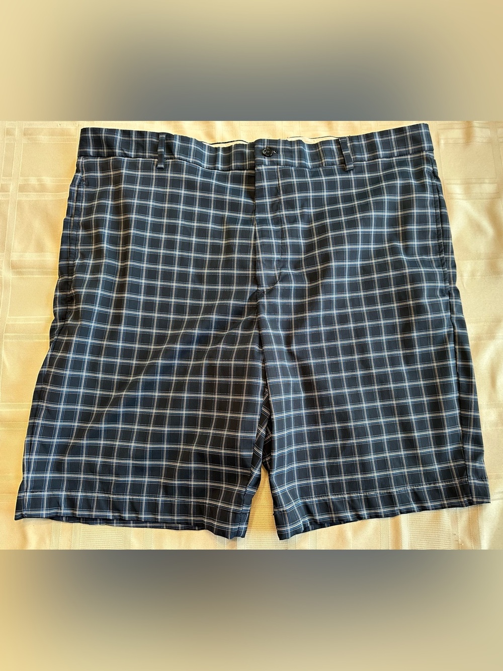 Greg Norman Men’s Flat Front‎ Blue Plaid Shorts Size 40
